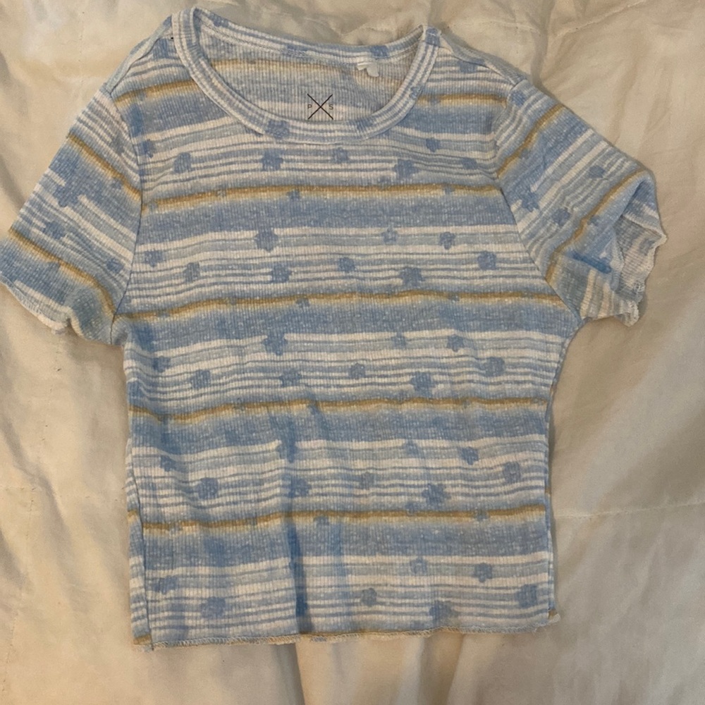 Pac-sun baby tee in size small